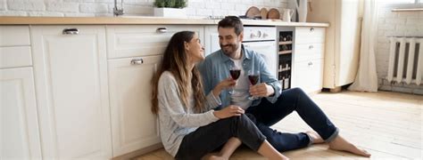 Винные шкафы Dunavox, купить встраиваемый холодильник у официального ...
