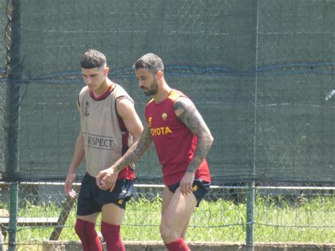 Trigoria La Rifinitura In Vista Del Siviglia In Gruppo Anche Dybala