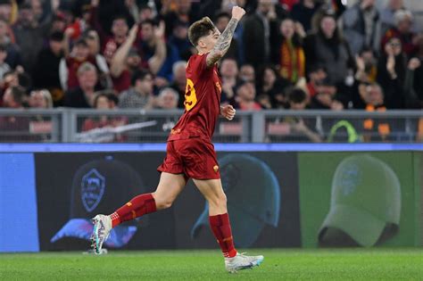 Zalewski Primo Gol In Serie A Con La Roma FOTO