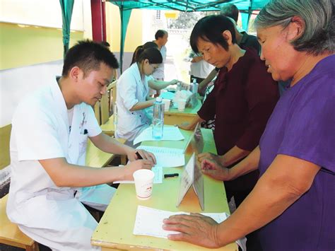 平舆县人民医院开展送医送药送温暖活动 医药卫生报 河南省卫生健康委员会主管