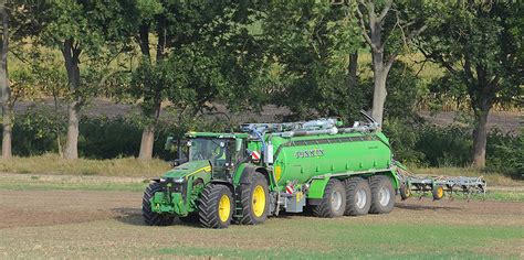 John Deere Presents Its Proven Technology To Ensure Stability