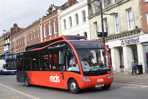 Salisbury Reds 3823 HF64BNO Salisbury Reds Optare Sol Flickr