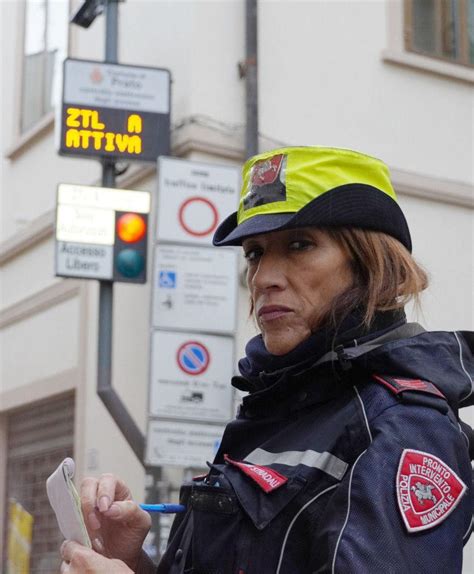 Laltra Sfida Ztl Nel Centro Storico Regole Ferree Per Le Zone Pedonali