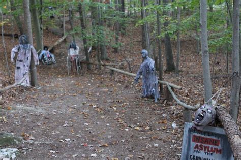 Haunted Trail Haunted Hayride Haunted Trail Ideas Spooky Halloween