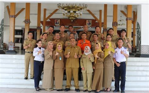 Bupati Ngawi Dan Wakil Bupati Ngawi Berikan Dukungan Aksi Perubahan