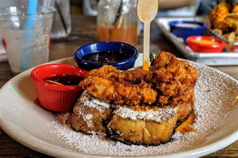 9 Essential Broadway Restaurants in Nashville - American Eats