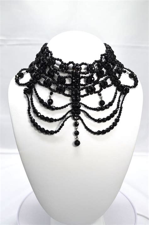 Vintage Victorian Style Black Gem