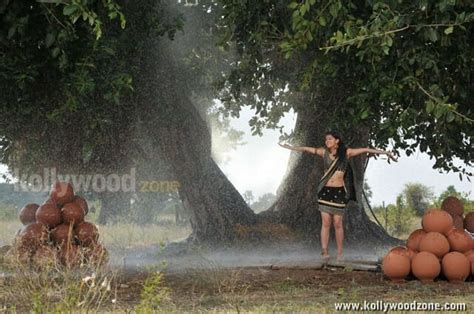 Actress Tapsee Hot Rain Photos Kollywood Zone