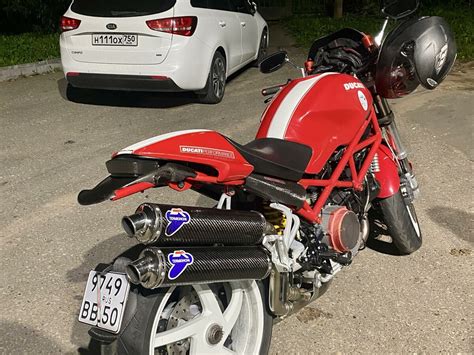 Купить б у Ducati Monster S R инжектор в Москве красный naked bike года на Авто ру ID