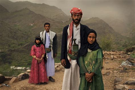 Stephanie Sinclair's Best Photograph: Child Brides In Yemen | HuffPost