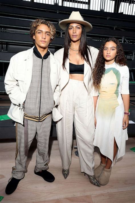 Camila Alves McConaughey color coordinates with kids Levi and Vida ...