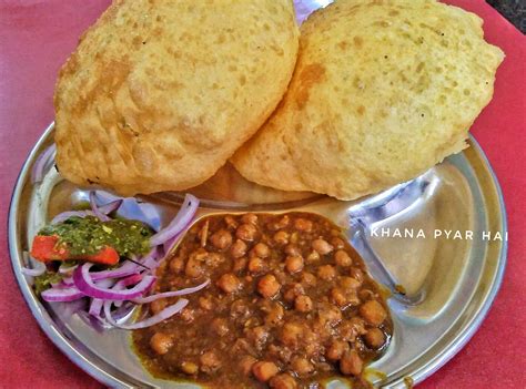 Swing By This Place In Tilak Nagar For Some Amazing Chole Bhature Lbb