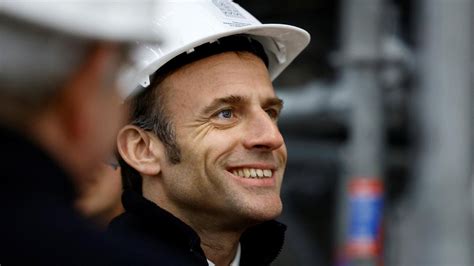 Macron la sfanga La Corte costituzionale dà via libera alla riforma