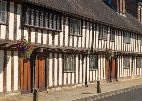 Shakespeare's Stratford walking tour | Audley Travel US