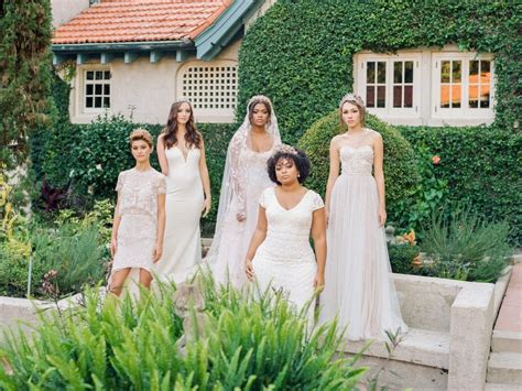 wedding dress    wedding venue wedding venue map