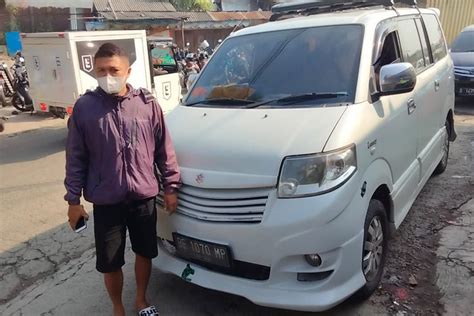 Polresta Bandung Amankan Kendaraan Travel Gelap Yang Nekat Angkut