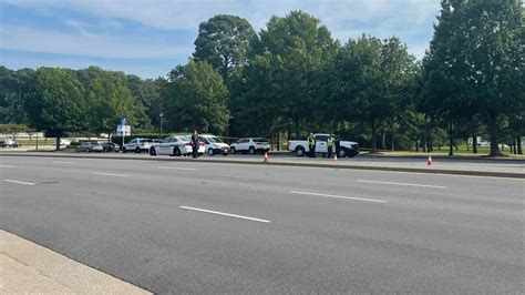 Person Shot Killed While Driving Car Down Warwick Blvd By Cnu Nn Police