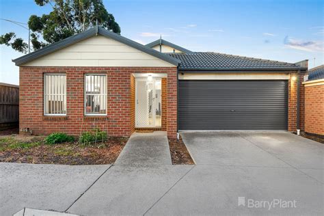 140 Army Road Pakenham Vic 3810 Domain