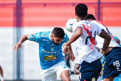 Jornalista Peruana Analisa Pontos Fortes E Fracos Do Sporting Cristal