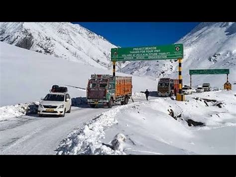 Zojila Pass Open On Trail Basis Few 4 4 Load Carrier Are Allowed 20 03