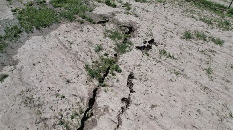 FOTOS Aparece Grieta Gigante Alarmante En Nuevo Ideal Durango