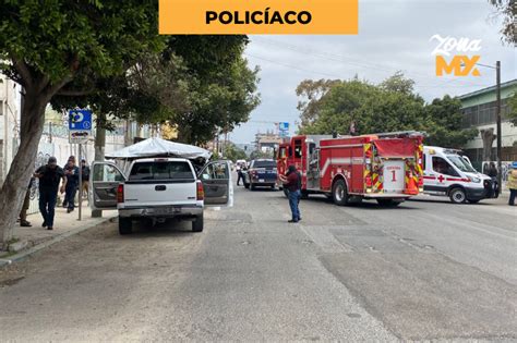 Balean a dos hombres dentro de un vehículo en la Zona Centro uno murió