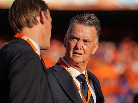 Kijk Terug Louis Van Gaal Legt Uit Waarom Justin Bijlow Meegaat Naar