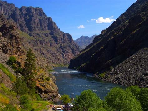 Hells Canyon / Snake River 3 Day Rafting Adventure