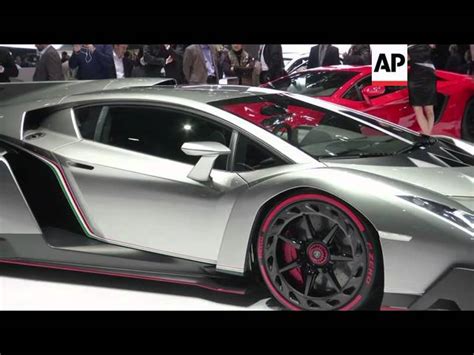 Lamborghini Veneno Owners