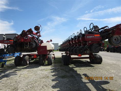 Rear Of Caseih Corn Planters R L Row Track Row Farm