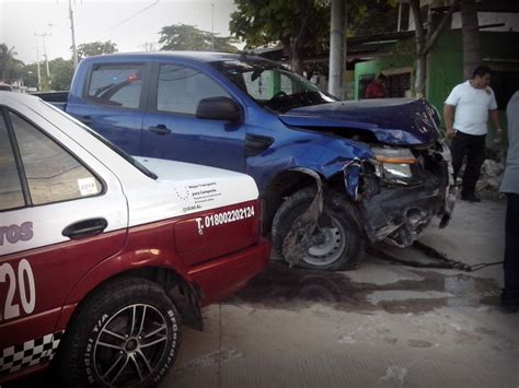 CAMIONETA PROVOCA APARATOSO ACCIDENTE EN PEDRO MORENO POR NO RESPETAR