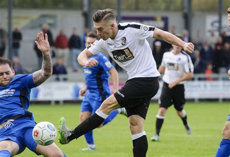 Andy Pugh Dartford Fc Striker Speaks About Breaking His Leg And The