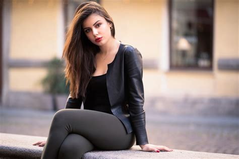 Model HD Woman Lipstick Depth Of Field Long Hair Leather Jacket Brunette HD Wallpaper
