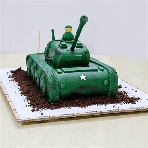 Army Tank Cake Chocomans