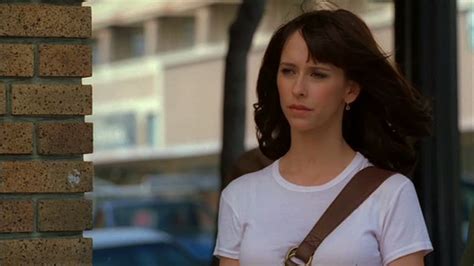 Jlh In Ghost Whisperer 1x01 Pilot Jennifer Love Hewitt Image