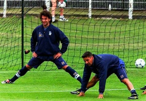 Alessandro Del Piero Roberto Baggio Italy Training Roberto Baggio