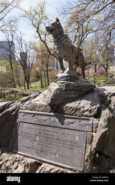 Balto Statue