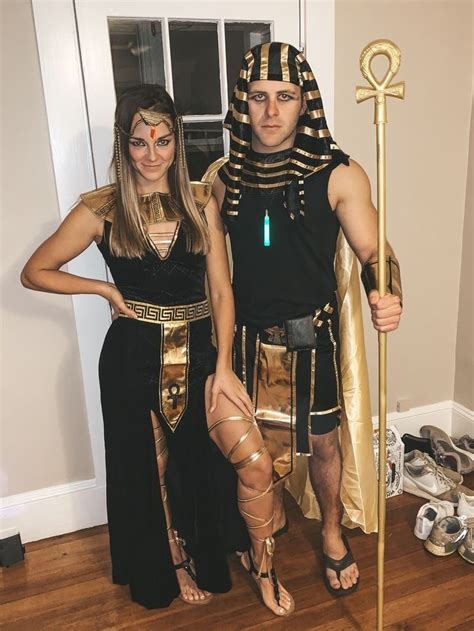 Pin On Brujas Cleopatra Halloween Costume Couples Halloween Outfits