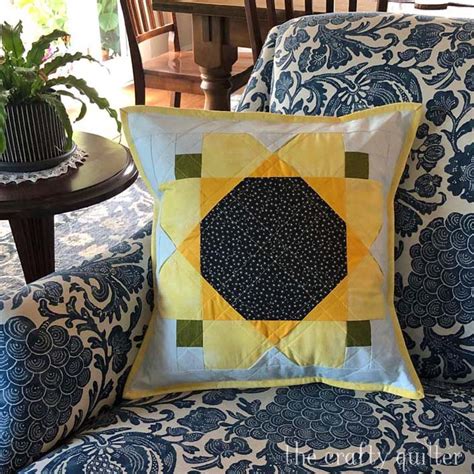 20+ Lovely Sunflower Quilt Patterns You’d Want to Try - The Modern Field