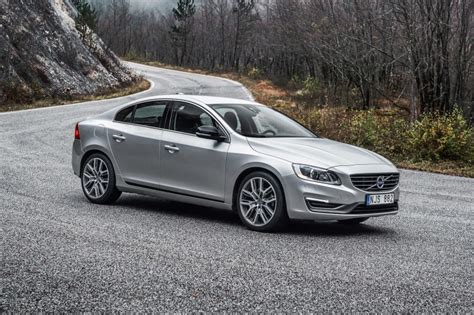 2018 Volvo S60 Review Ratings Edmunds