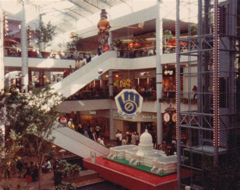 Spencer Ts Storefront 1988 Northridge Mall In Milwaukee Wi 80sdesign