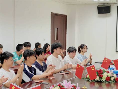 我院举行2022 2023学年“校优秀学生干部”“院五好学生”“学习进步奖”获得者代表座谈会 机械与电子工程学院·软件工程学院