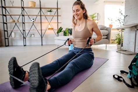 Pilates Reformer Sin Equipo 5 Ejercicios Con Cosas Que Tienes En Casa