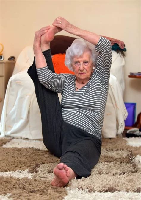 Meet The 90 Year Old Woman Who Can Still Do The Splits Wales Online