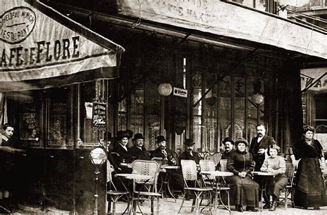 20 Fascinating Vintage Photos Of The Café De Flore One Of The Oldest