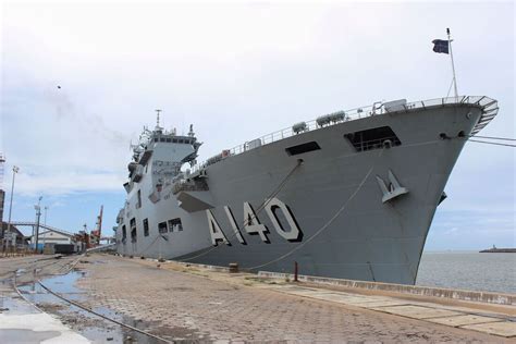 Porto Do Recife Abre Visitação Para O Maior Navio De Guerra Da América