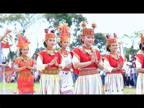 Toraja Dance Tari Pa Gellu Pembukaan Magical Toraja Youtube