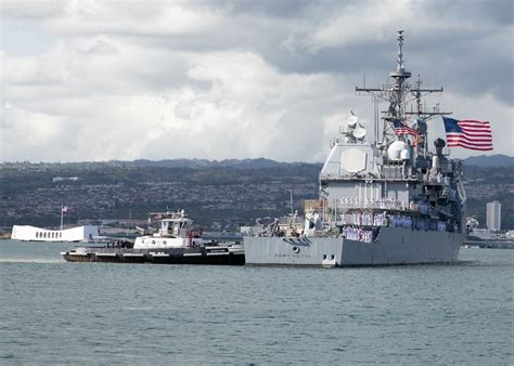 DVIDS - Images - USS Port Royal Returns to Homeport [Image 2 of 4]