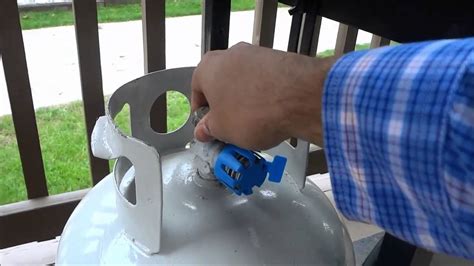 How To SAFELY Change The Propane Tank On A Barbecue YouTube