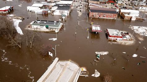 Historic Floods Destroys Midwest States – the mane street mirror